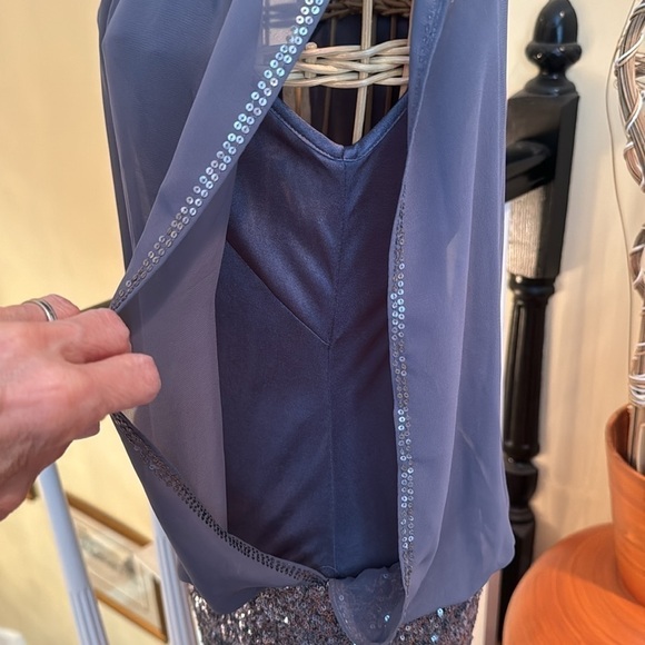 Cach’e NWT Gray dress with sparkly skirt - Picture 3 of 10